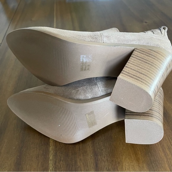 Suede ankle booties - Picture 6 of 10